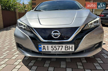 Хэтчбек Nissan Leaf 2018 в 