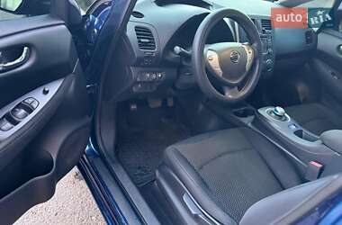 Хэтчбек Nissan Leaf 2017 в 