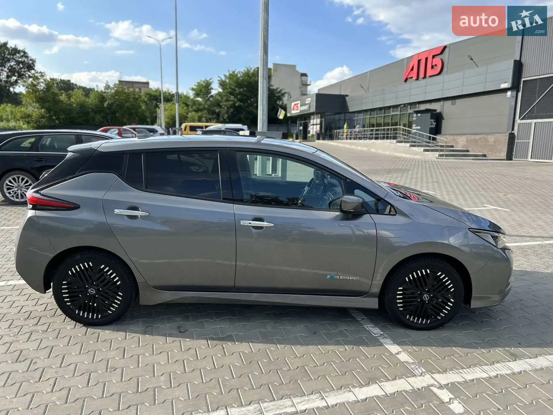 2022 Nissan Leaf - мініатюра 3