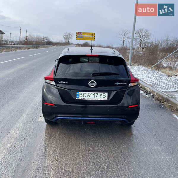 Хетчбек Nissan Leaf 2018 в Львові