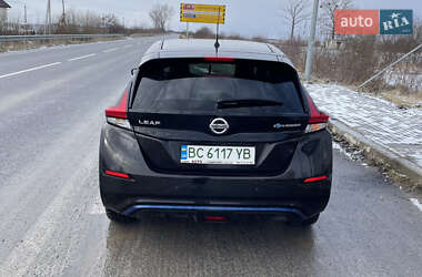 Хэтчбек Nissan Leaf 2018 в 