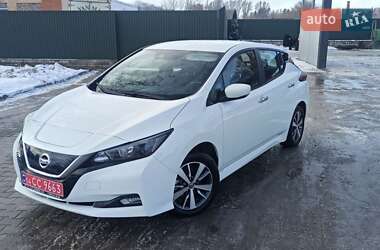 Хетчбек Nissan Leaf 2020 в Волочиську