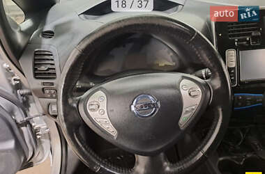 Хетчбек Nissan Leaf 2013 в Житомирі