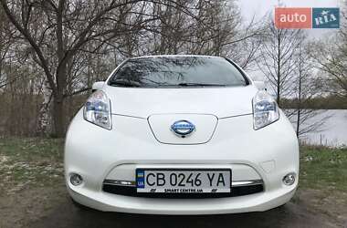 Хэтчбек Nissan Leaf 2015 в Чернигове