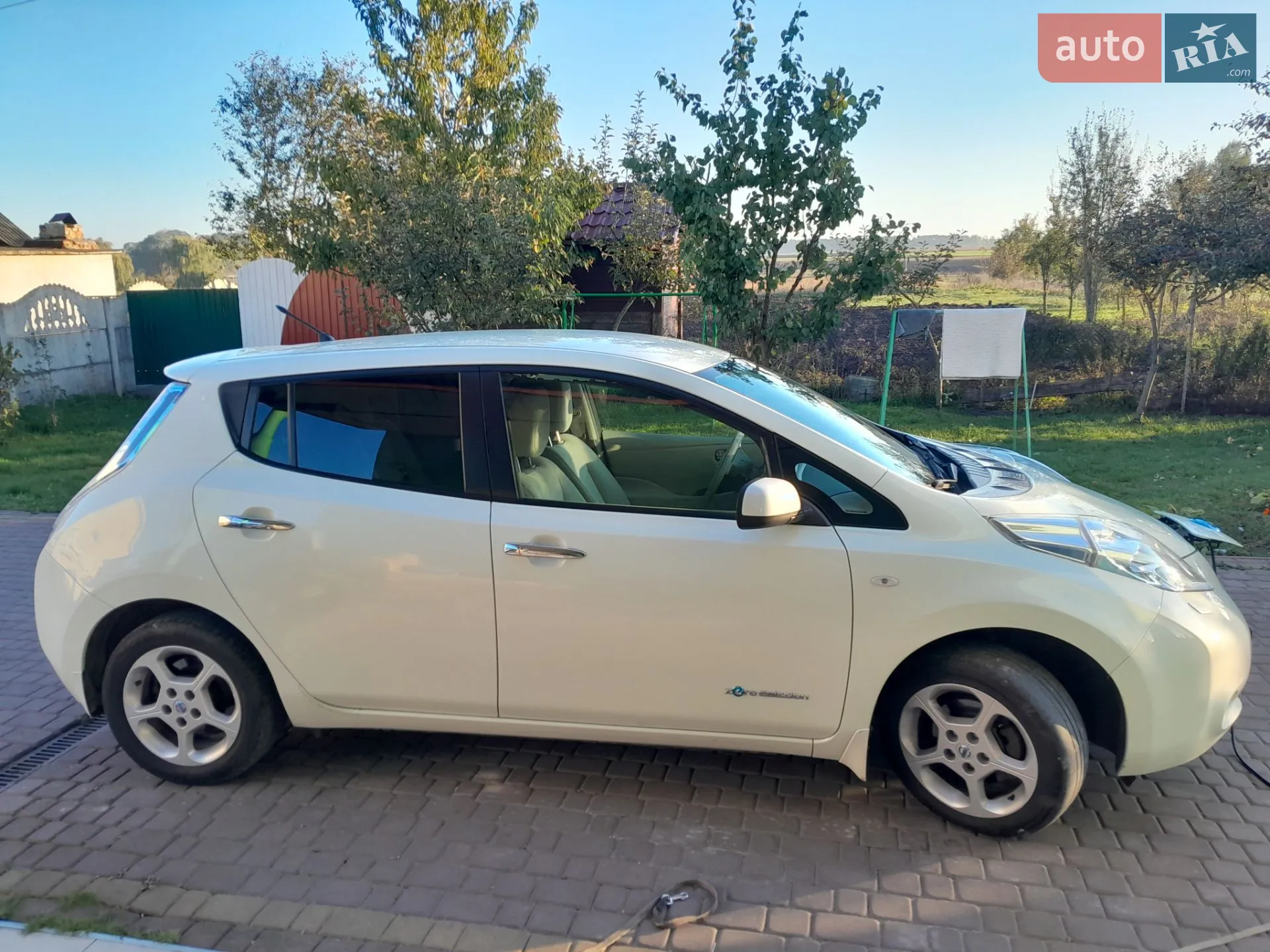 2012 Nissan Leaf - мініатюра 13