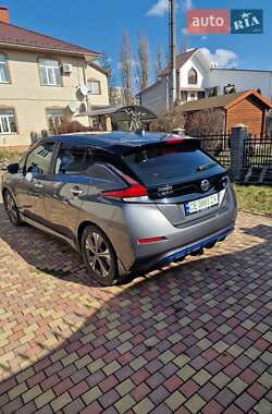 Хэтчбек Nissan Leaf 2018 в Черновцах