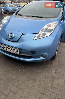 Хетчбек Nissan Leaf 2013 в Запоріжжі