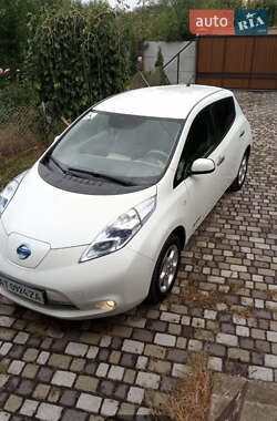 Хетчбек Nissan Leaf 2012 в Івано-Франківську