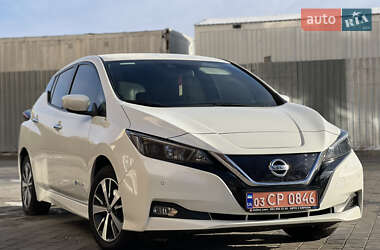 Хетчбек Nissan Leaf 2018 в Дубні