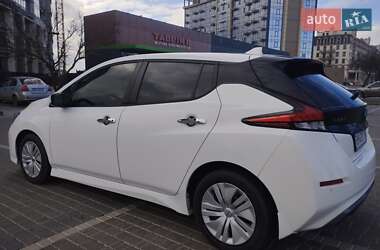 Хетчбек Nissan Leaf 2022 в Одесі