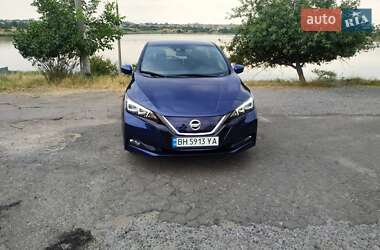 Хетчбек Nissan Leaf 2019 в Чорноморську