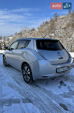 Хетчбек Nissan Leaf 2016 в Воловцю