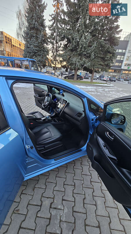 Хэтчбек Nissan Leaf 2013 в Черновцах фото 14 Хэтчбек Nissan Leaf 2013 в Черновцах