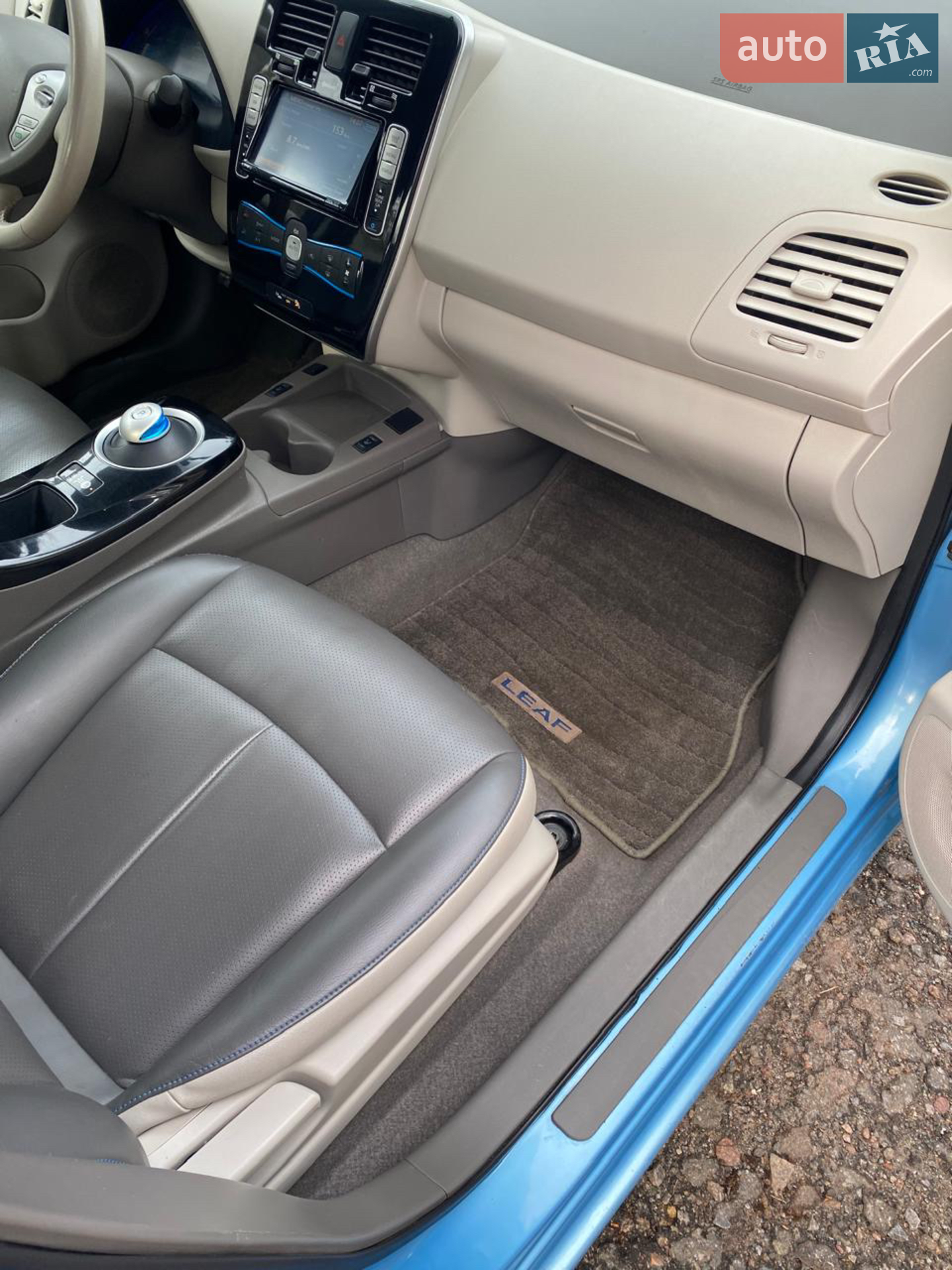 2015 Nissan Leaf - мініатюра 27
