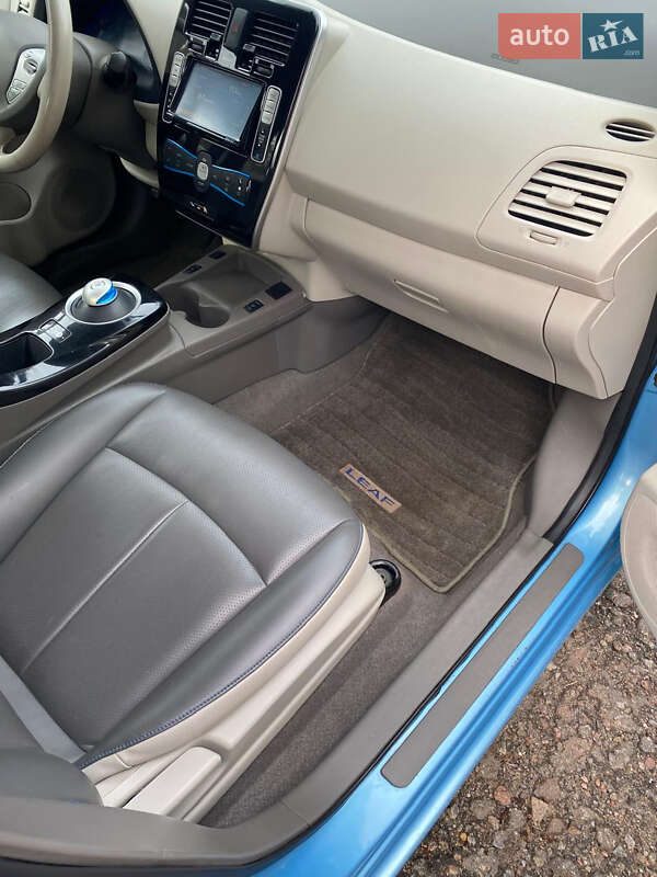 Хетчбек Nissan Leaf 2015 в Броварах фото 27 Хетчбек Nissan Leaf 2015 в Броварах