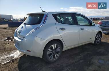 Хетчбек Nissan Leaf 2015 в Черкасах