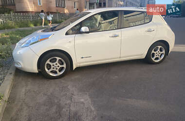 Хетчбек Nissan Leaf 2014 в Рівному