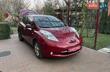 Хетчбек Nissan Leaf 2014 в Полтаві