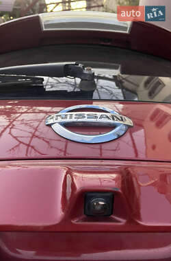 Хетчбек Nissan Leaf 2014 в Полтаві