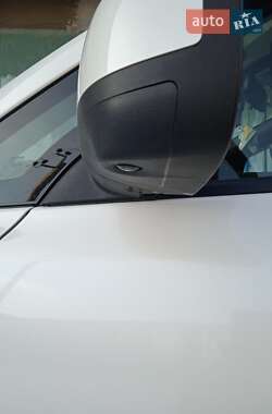 Хэтчбек Nissan Leaf 2017 в 