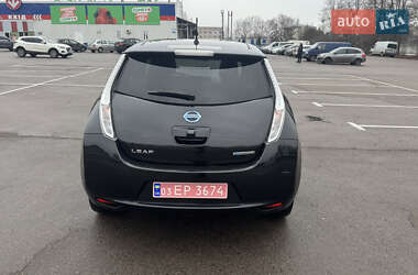 Хетчбек Nissan Leaf 2015 в Рівному