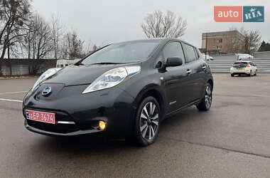 Хетчбек Nissan Leaf 2015 в Рівному