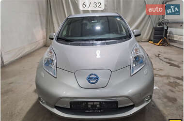 Хетчбек Nissan Leaf 2014 в Житомирі