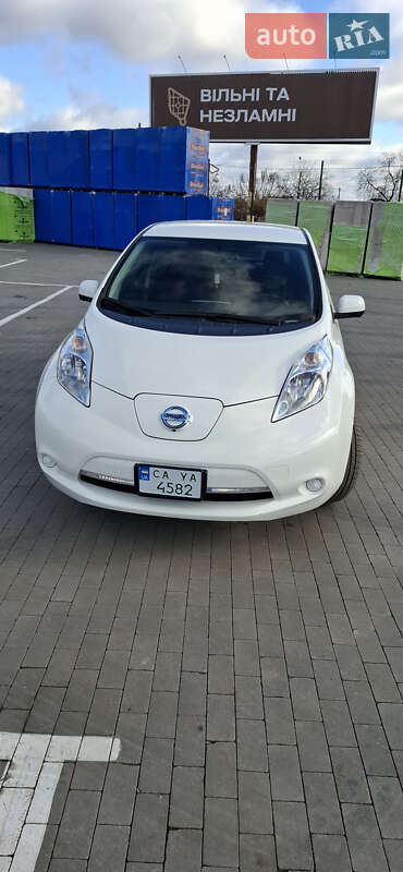 Nissan Leaf 2016