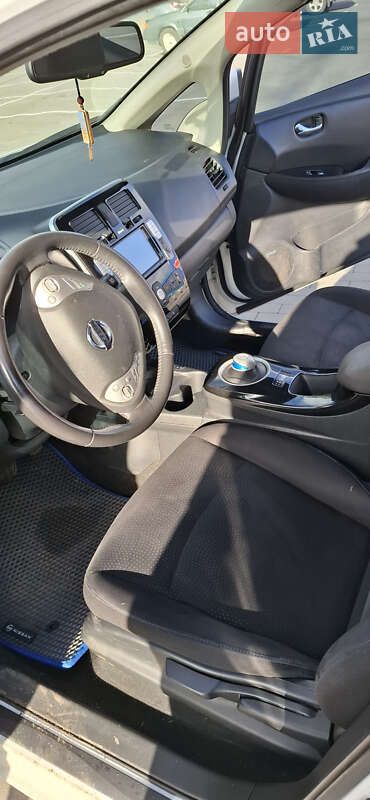 Хэтчбек Nissan Leaf 2016 в Умани фото 8 Хэтчбек Nissan Leaf 2016 в Умани