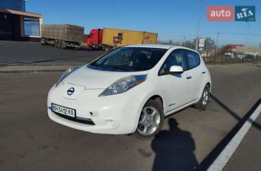 Хетчбек Nissan Leaf 2014 в Одесі