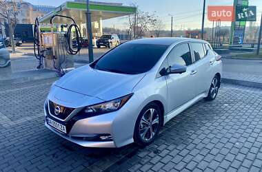 Хэтчбек Nissan Leaf 2020 в 