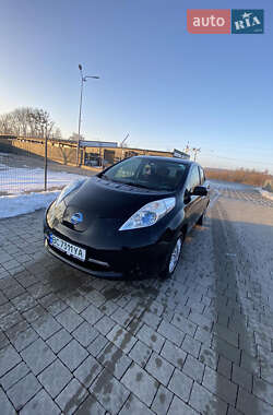 Хетчбек Nissan Leaf 2013 в Городку