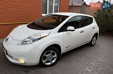 Хетчбек Nissan Leaf 2015 в Вінниці