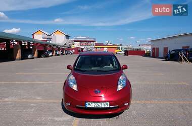 Хэтчбек Nissan Leaf 2011 в Львове