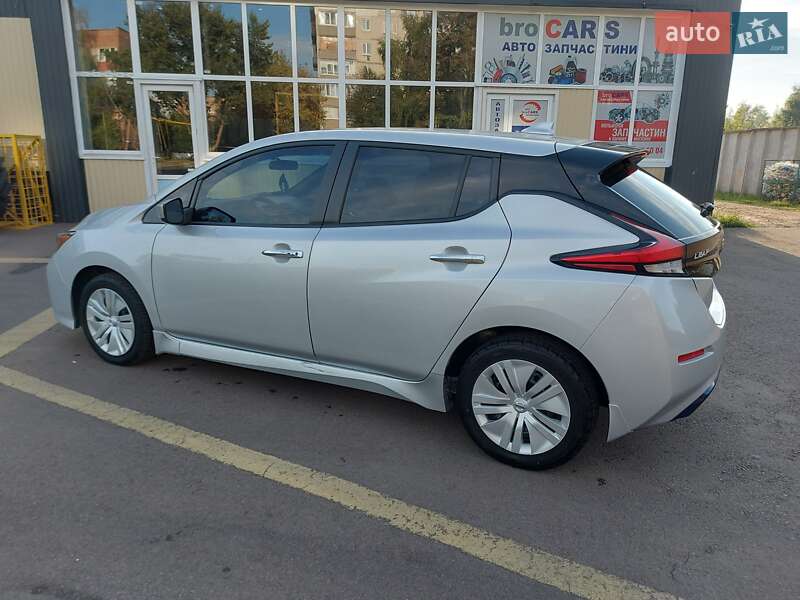 Хэтчбек Nissan Leaf 2018 в Конотопе фото 12 Хэтчбек Nissan Leaf 2018 в Конотопе