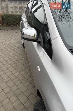 Хетчбек Nissan Leaf 2014 в Тернополі