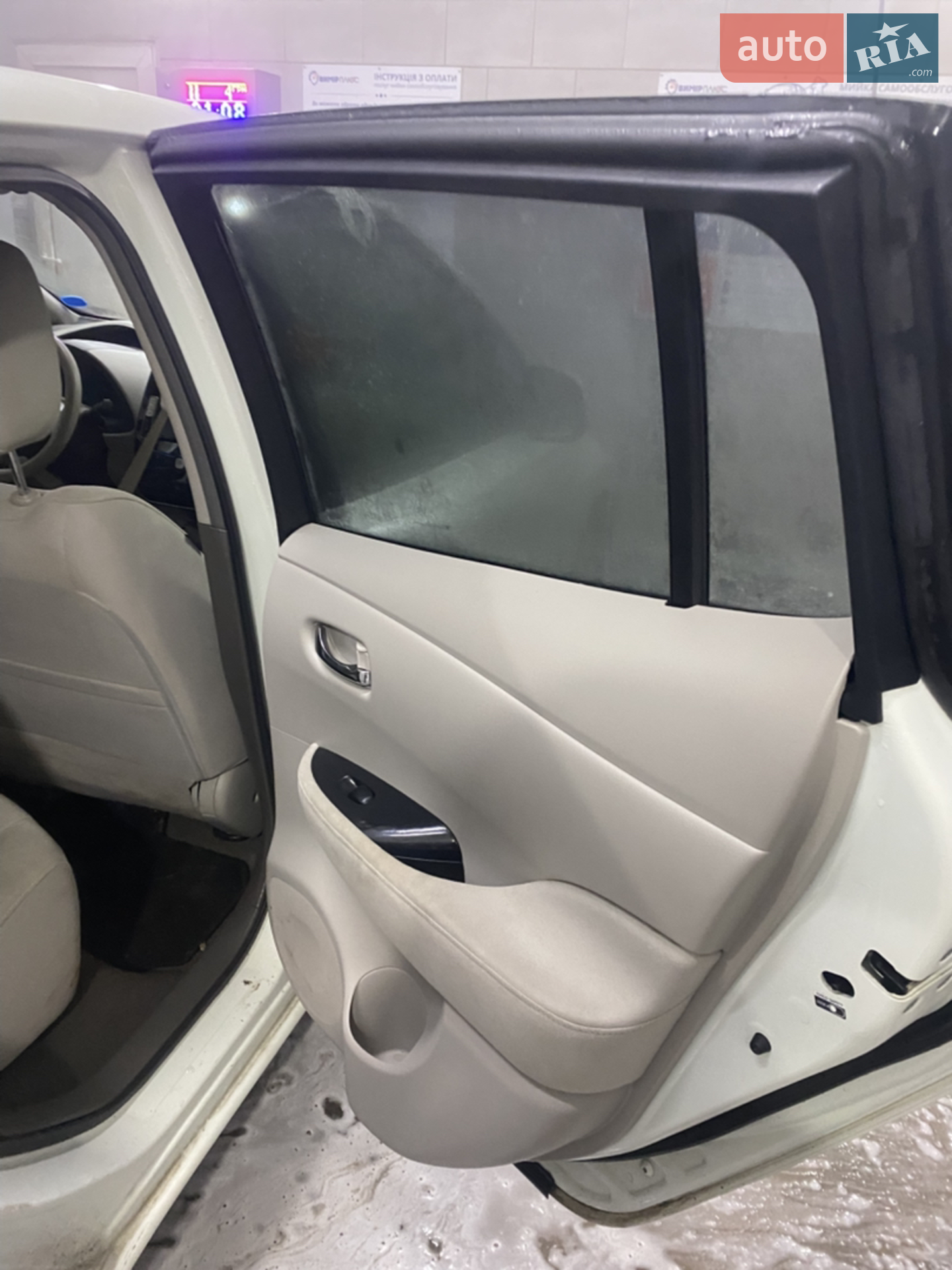 2012 Nissan Leaf - мініатюра 7