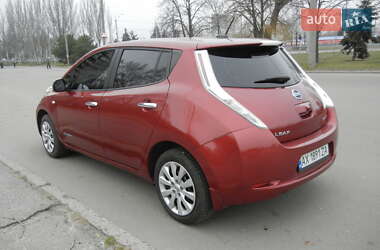 Хетчбек Nissan Leaf 2014 в Дніпрі