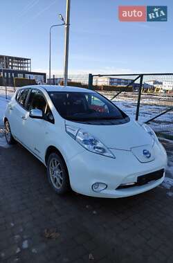 Хетчбек Nissan Leaf 2013 в Києві