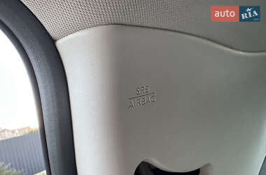 Хэтчбек Nissan Leaf 2019 в 