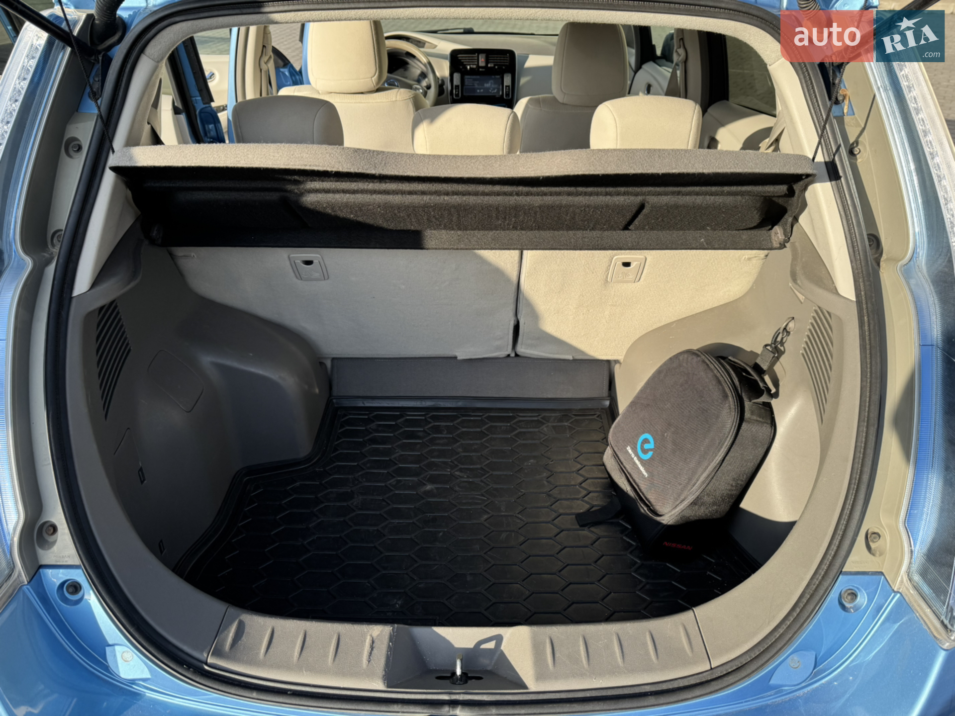 2013 Nissan Leaf - мініатюра 21