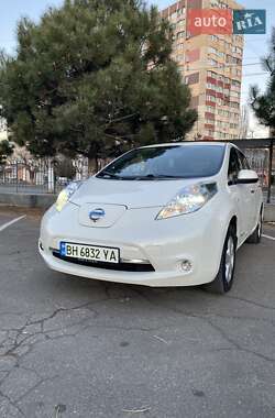 Хэтчбек Nissan Leaf 2014 в Одессе