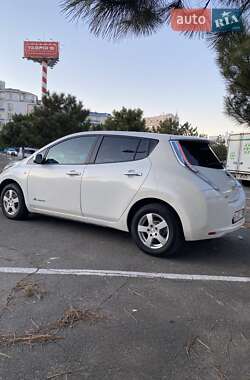 Хэтчбек Nissan Leaf 2014 в Одессе