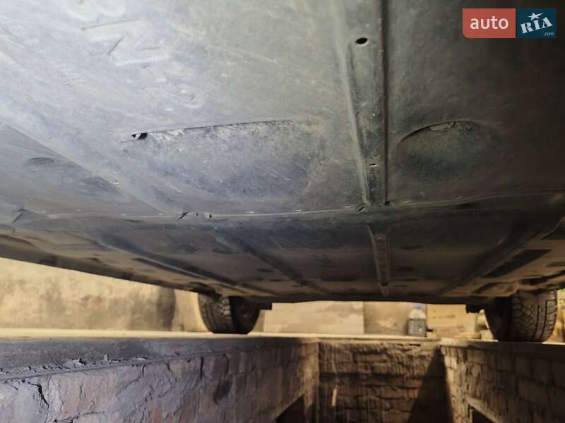 Хэтчбек Nissan Leaf 2012 в Виннице