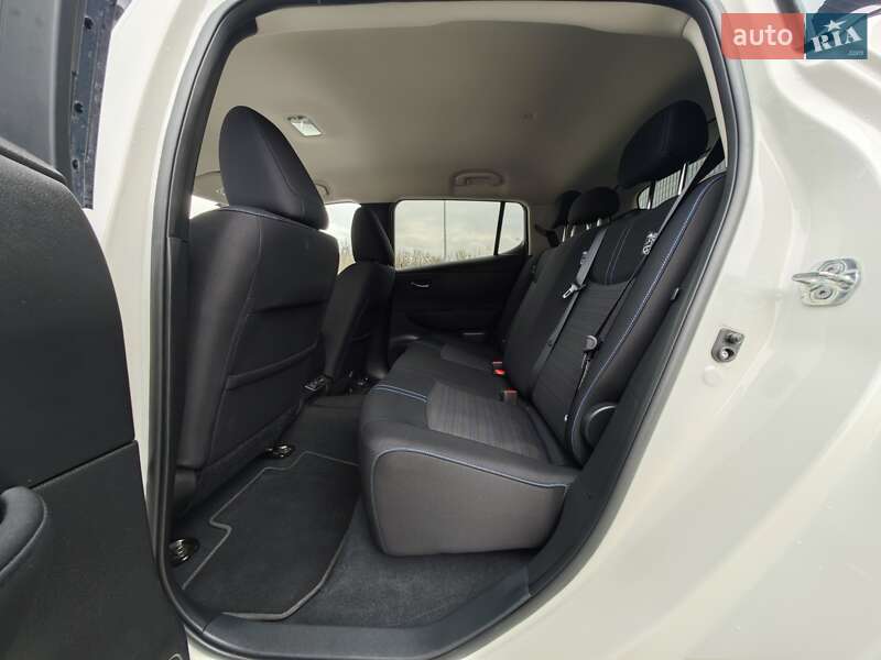 Хэтчбек Nissan Leaf 2020 в Дубно