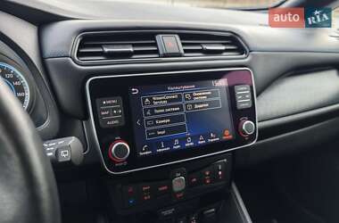 Хетчбек Nissan Leaf 2020 в 