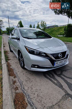 Хэтчбек Nissan Leaf 2021 в Днепре