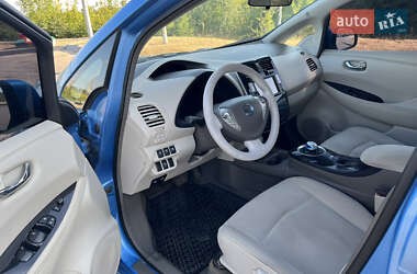 Хетчбек Nissan Leaf 2011 в Полтаві