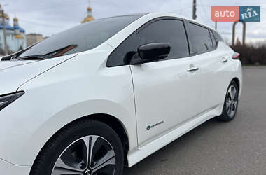 Хетчбек Nissan Leaf 2018 в Кривому Розі