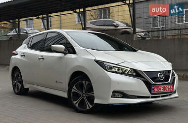 Хэтчбек Nissan Leaf 2019 в Дрогобыче